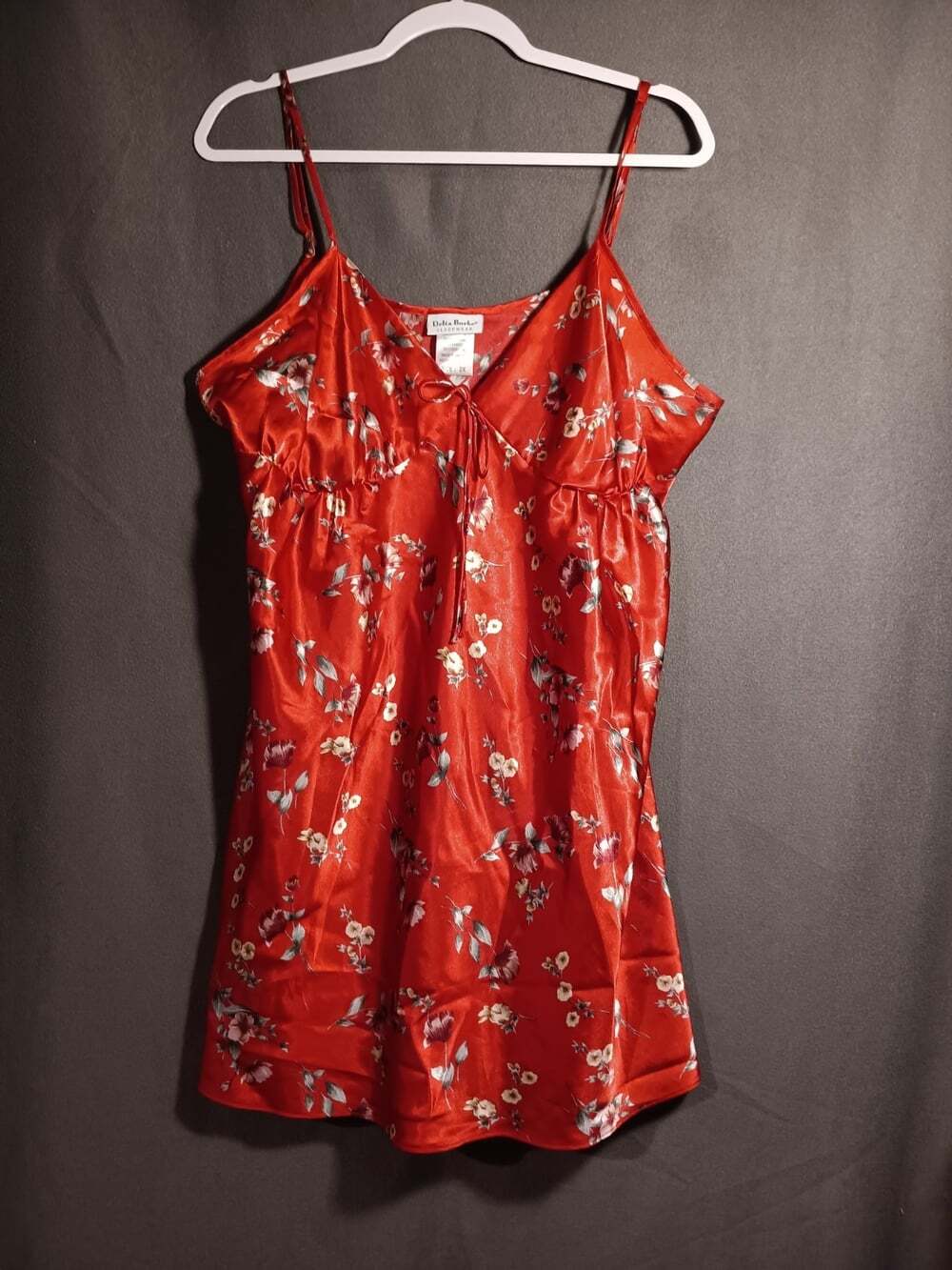Delta Burke Red Floral Chemise Nightgown Women’s 2X Sleepwear Plus Size